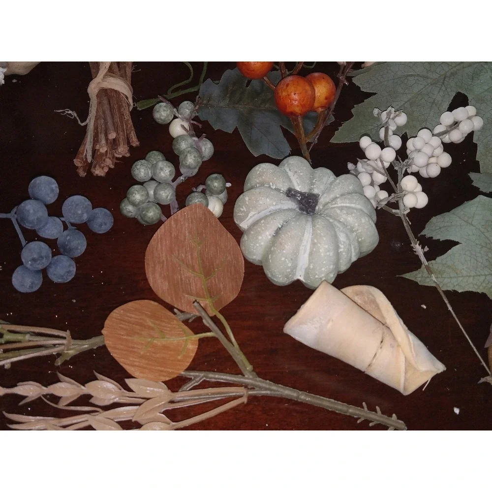 33 Pc Vintage Artificial Faux Pumpkins Berries Leaves Realistic Home Table Decor